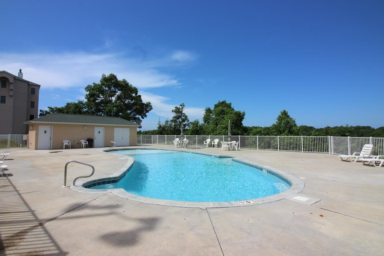 Lake Ozarks Get Away Exterior photo
